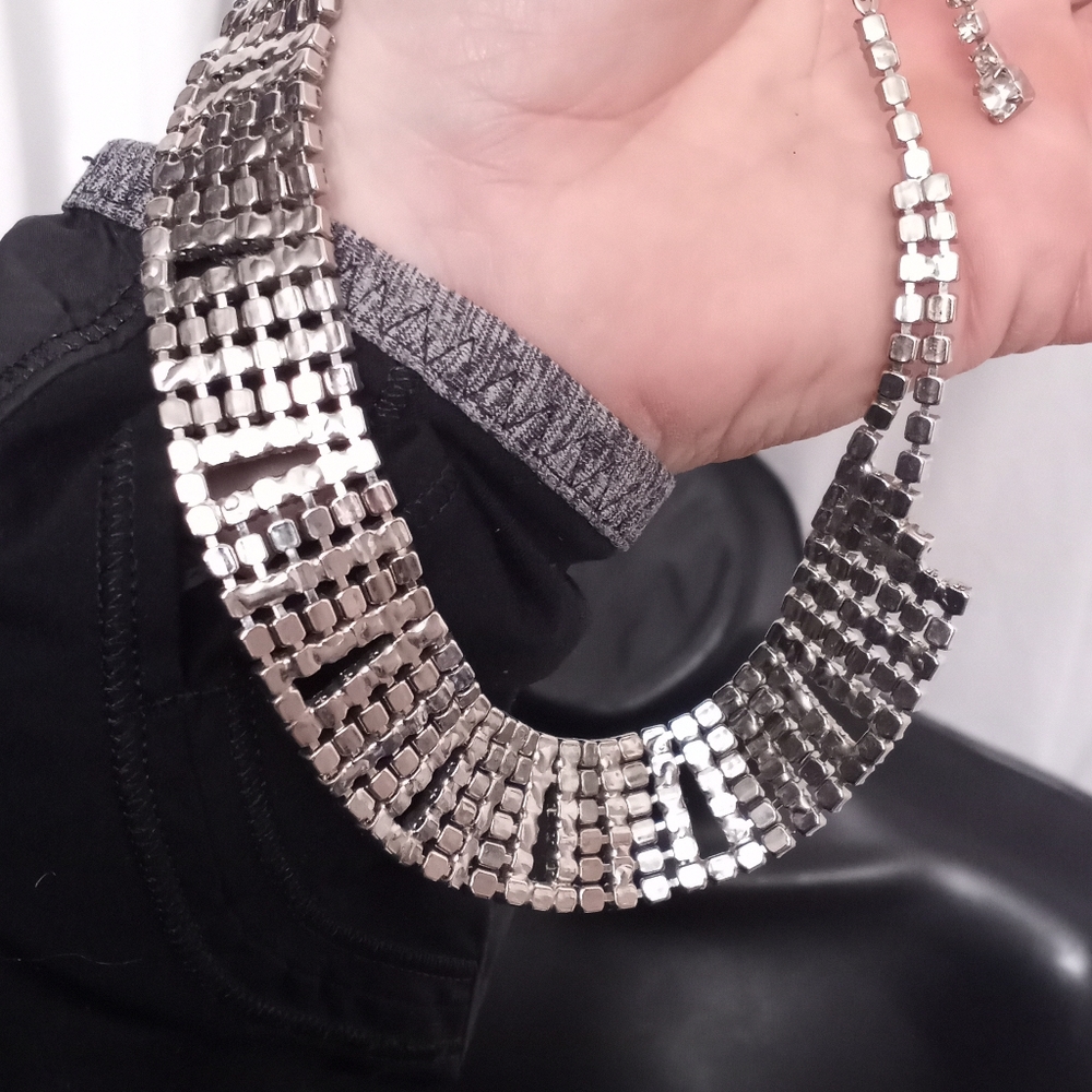 VINTAGE Rhinestone Necklace - Picture 5 of 5